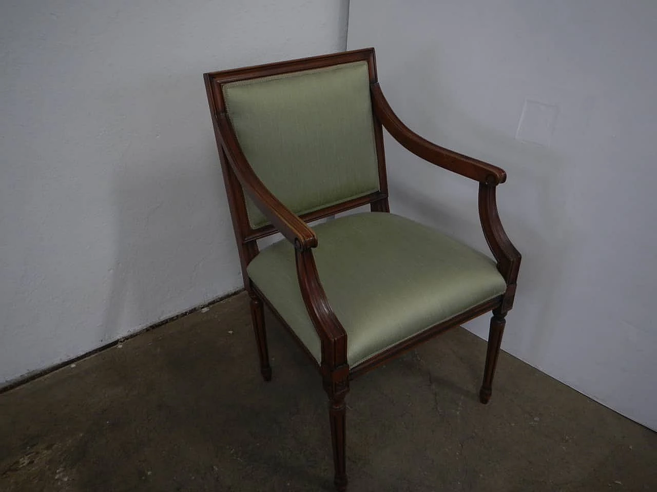 Walnut armchair, 80s 1255049