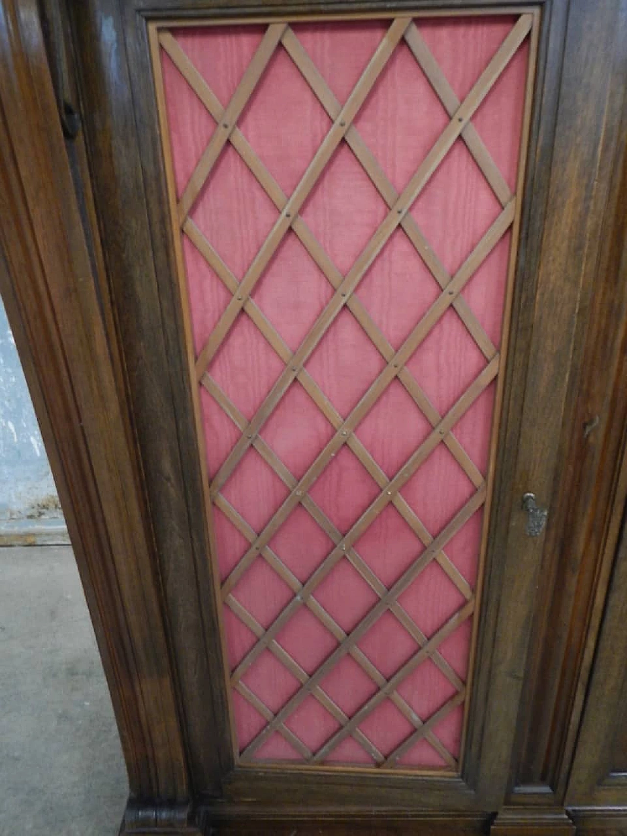 Walnut bookcase, 50s 1255104