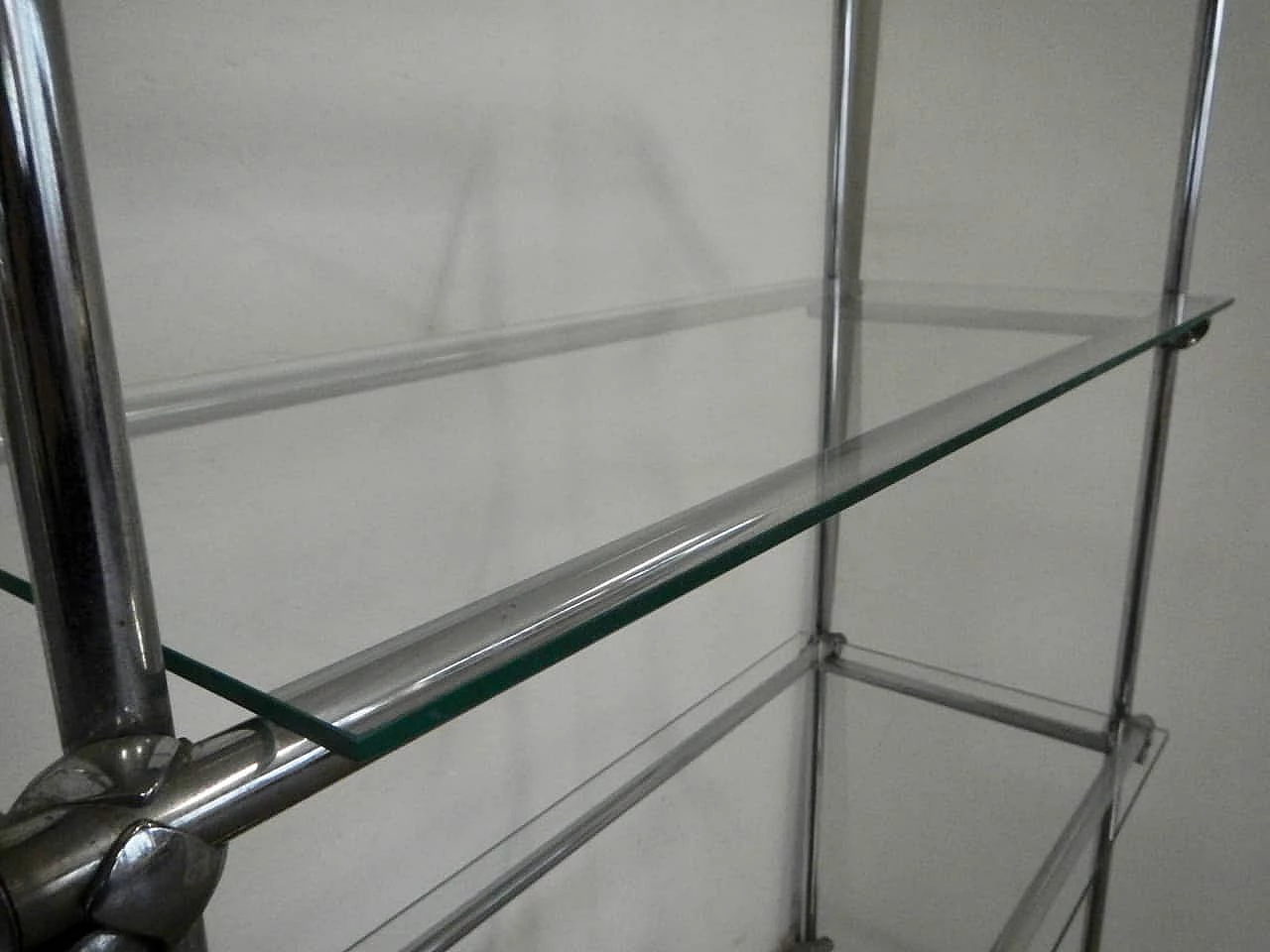 Metal bookcase with glass shelves, 70s 1255161