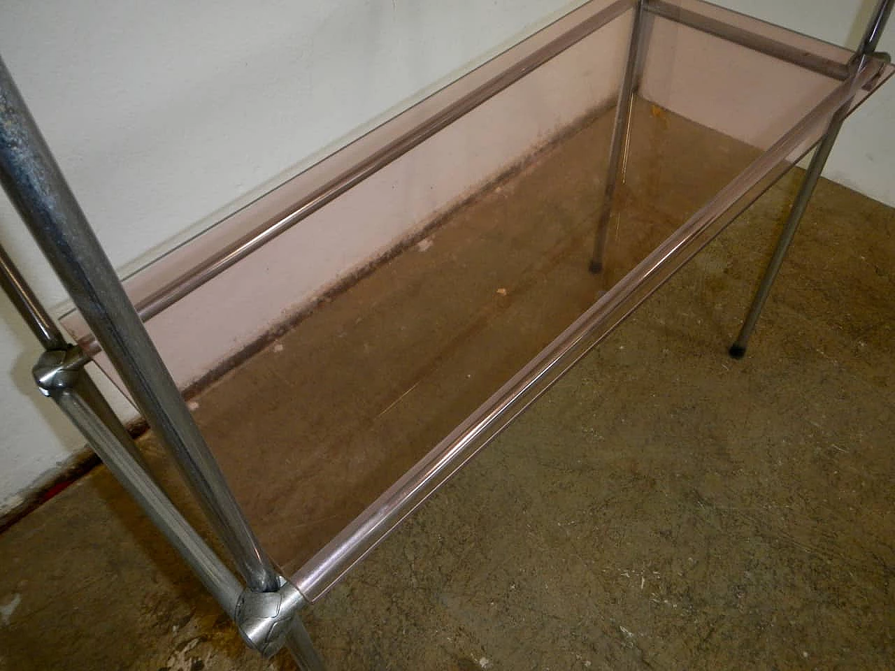 Metal bookcase with glass shelves, 70s 1255162