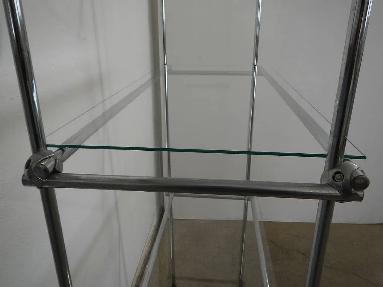 Metal bookcase with 3 glass shelves, 70s 1255172