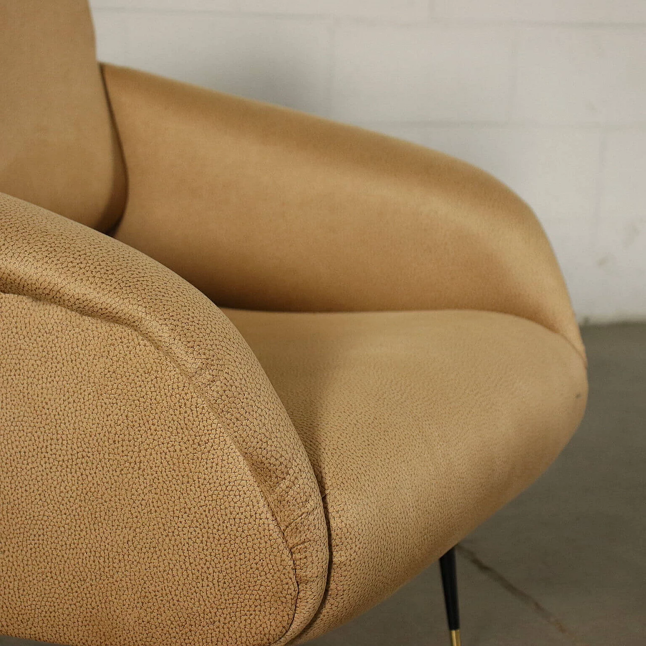 Pair of armchairs in leatherette, 50s 1255765