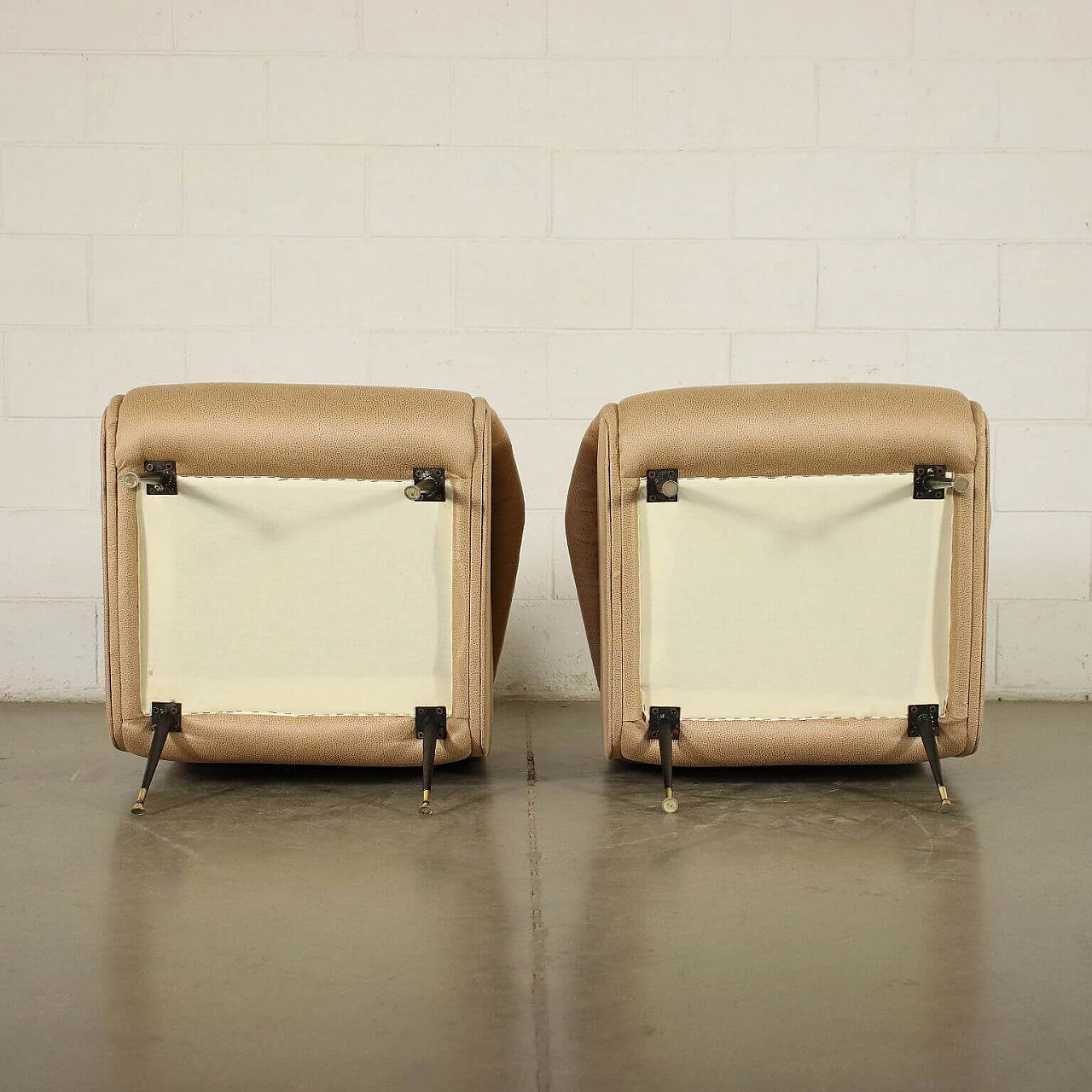 Pair of armchairs in leatherette, 50s 1255772