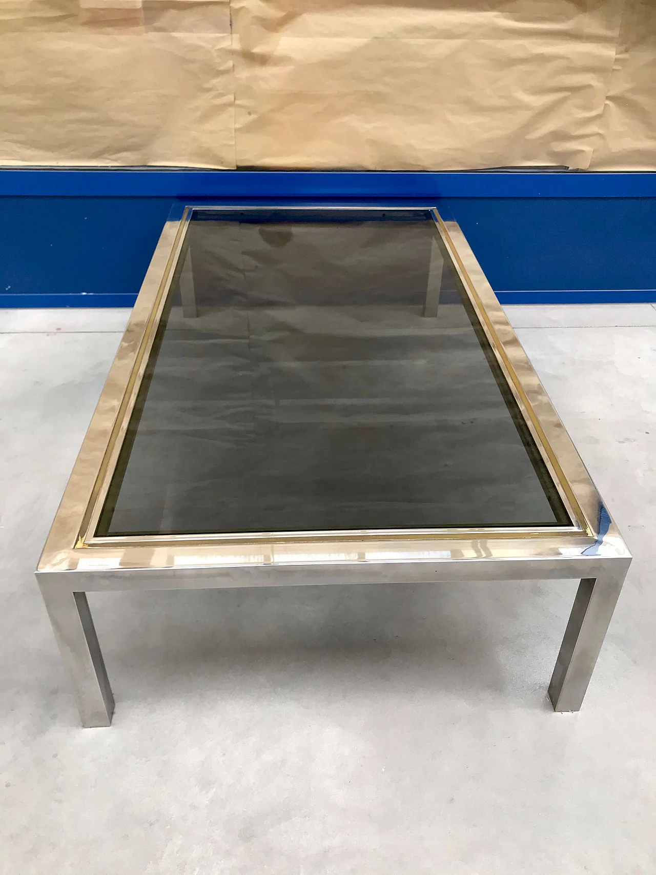 Coffee table in metal, brass and smoked glass, 70s 1256035
