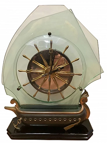 Orologio a forma di veliero in bronzo con vele in cristallo, anni ’50