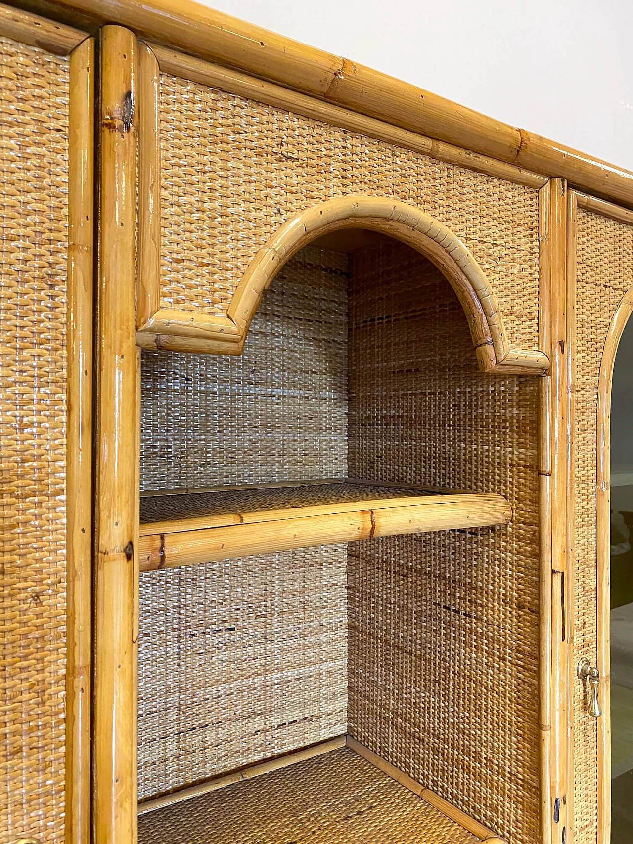 Sideboard with riser in bamboo and wicker, 1970s 1257766