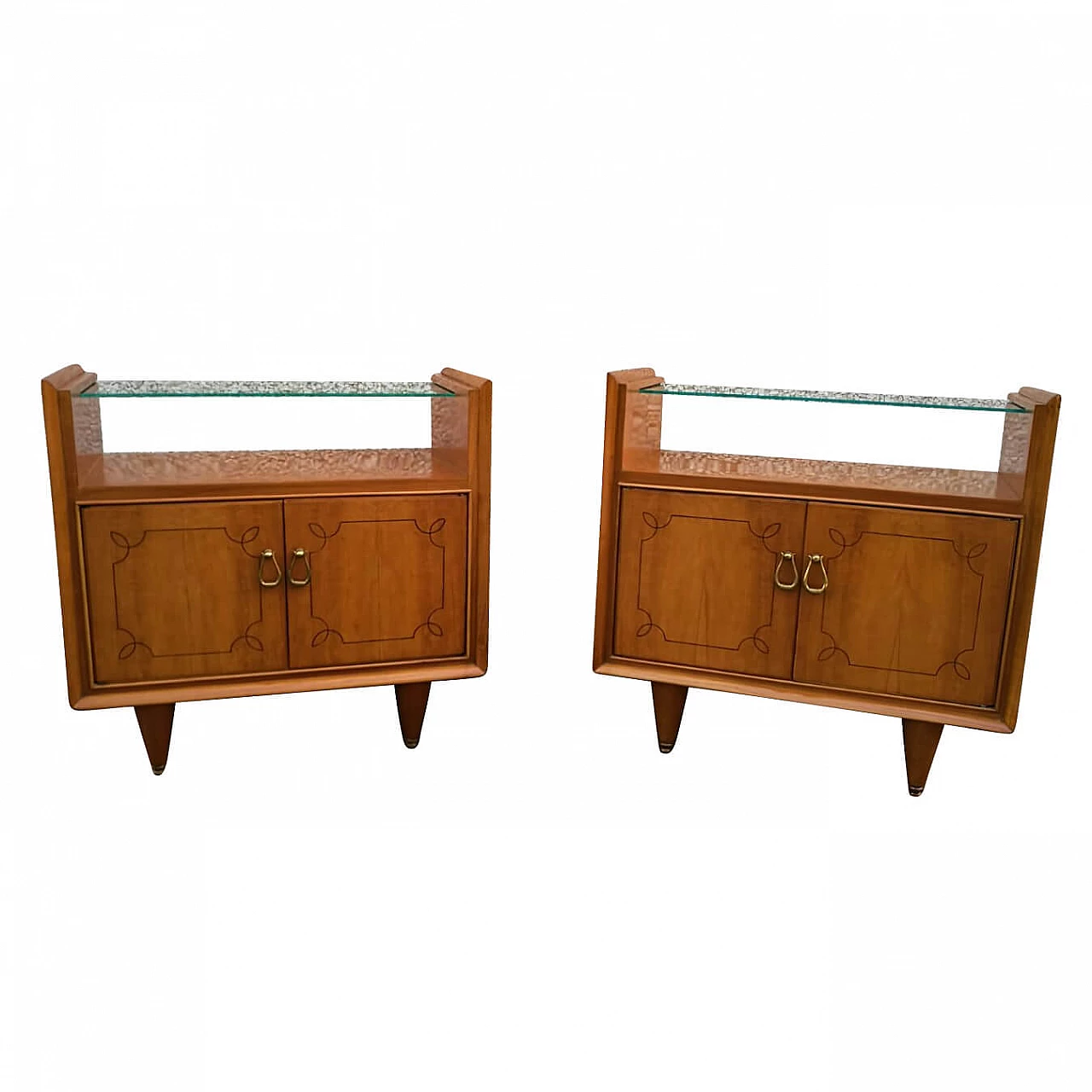 Coppia di comodini in ciliegio, anni '50 1258901