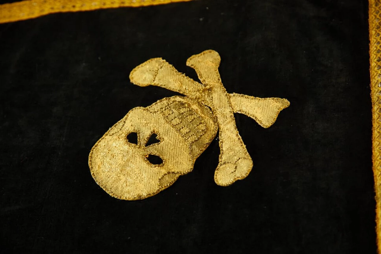 Masonic funeral carpet in velvet, gold plating and copper, 10s 1259532