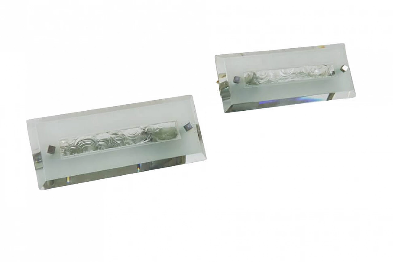 Pair of wall sconces in glass and metal by Max Ingrand for Fontana Arte, 60s 1259694