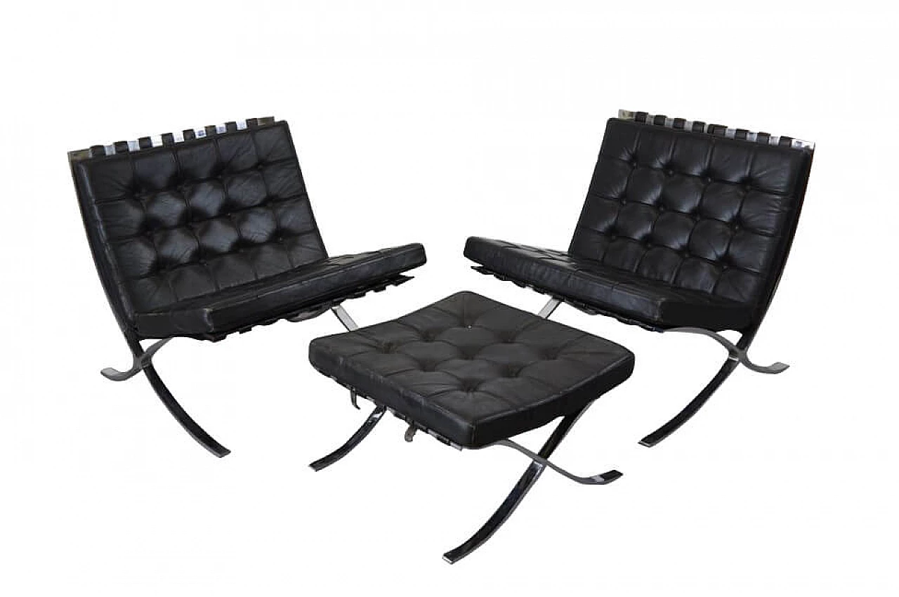 Set of pair of armchairs and footrest Barcelona by Ludwig Mies van der Rohe for Alivar, 80s 1259777
