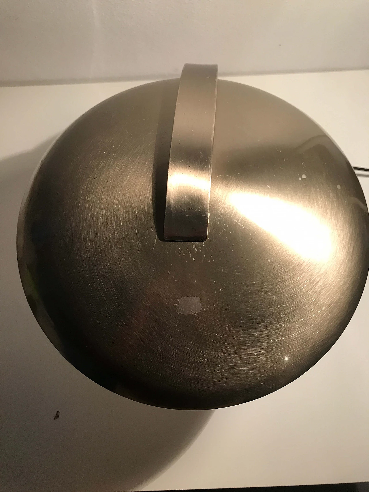 Lampada da tavolo in acciaio patinato e base in ghisa di Egon Hillebrand, anni '50 1259861