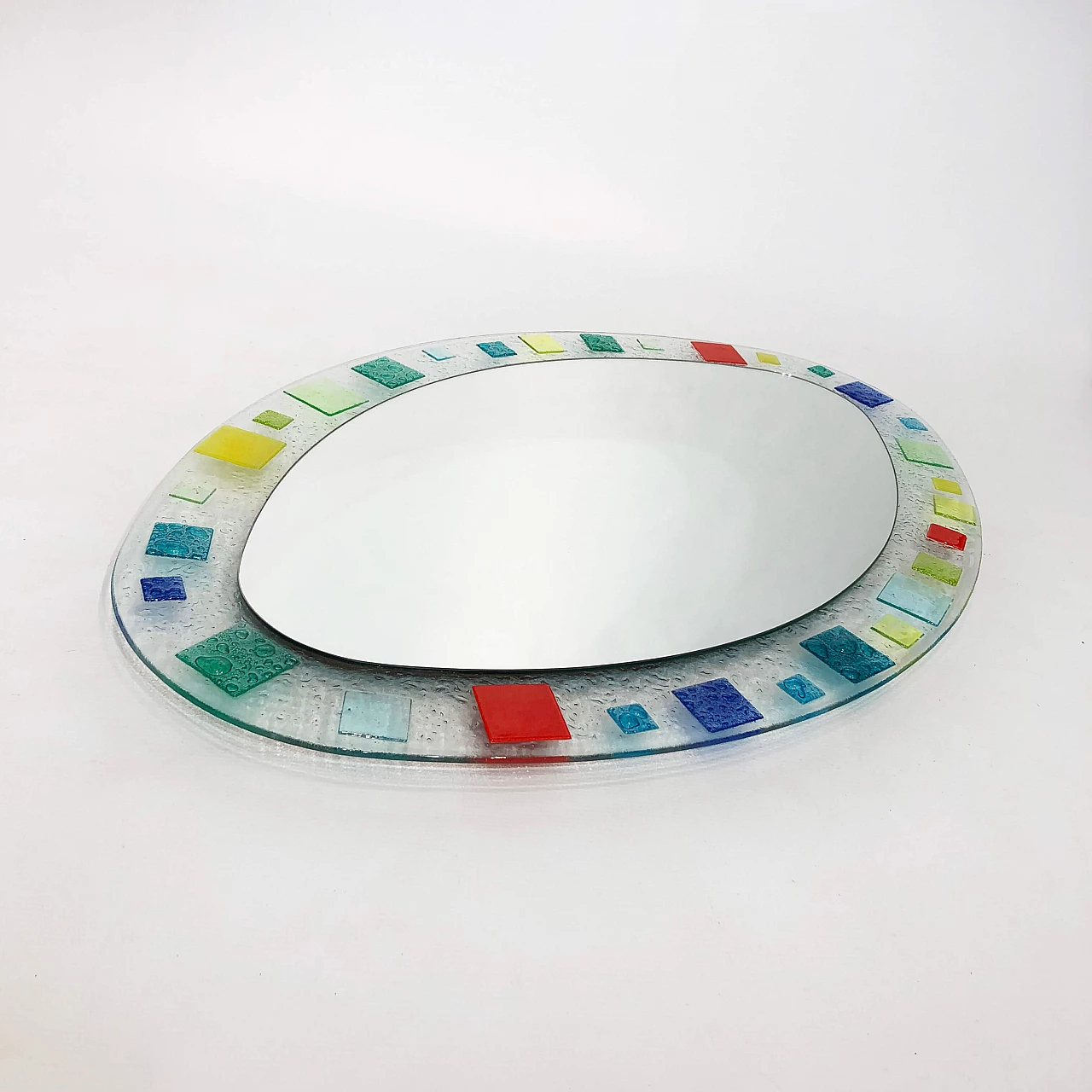 Small oval mirror in Murano glass, 1970s 1260266