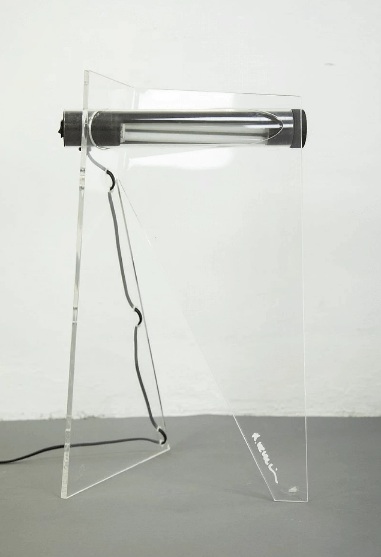 Lampada da tavolo in plexiglas, anni '70 1260991