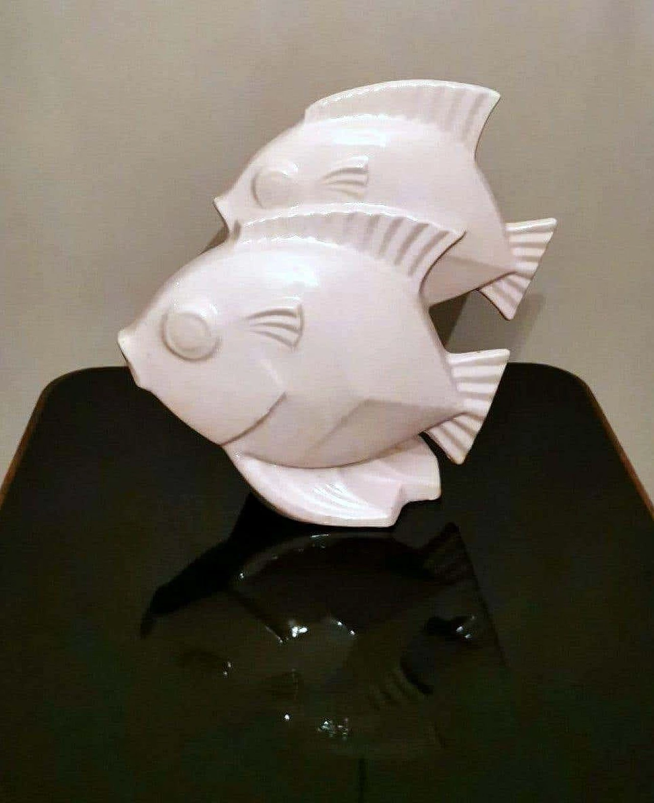 Art Deco sculpture of two fish in craquelé porcelain, 30s 1261920