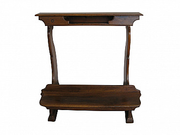 Kneeler in walnut with engraving, late 18th century