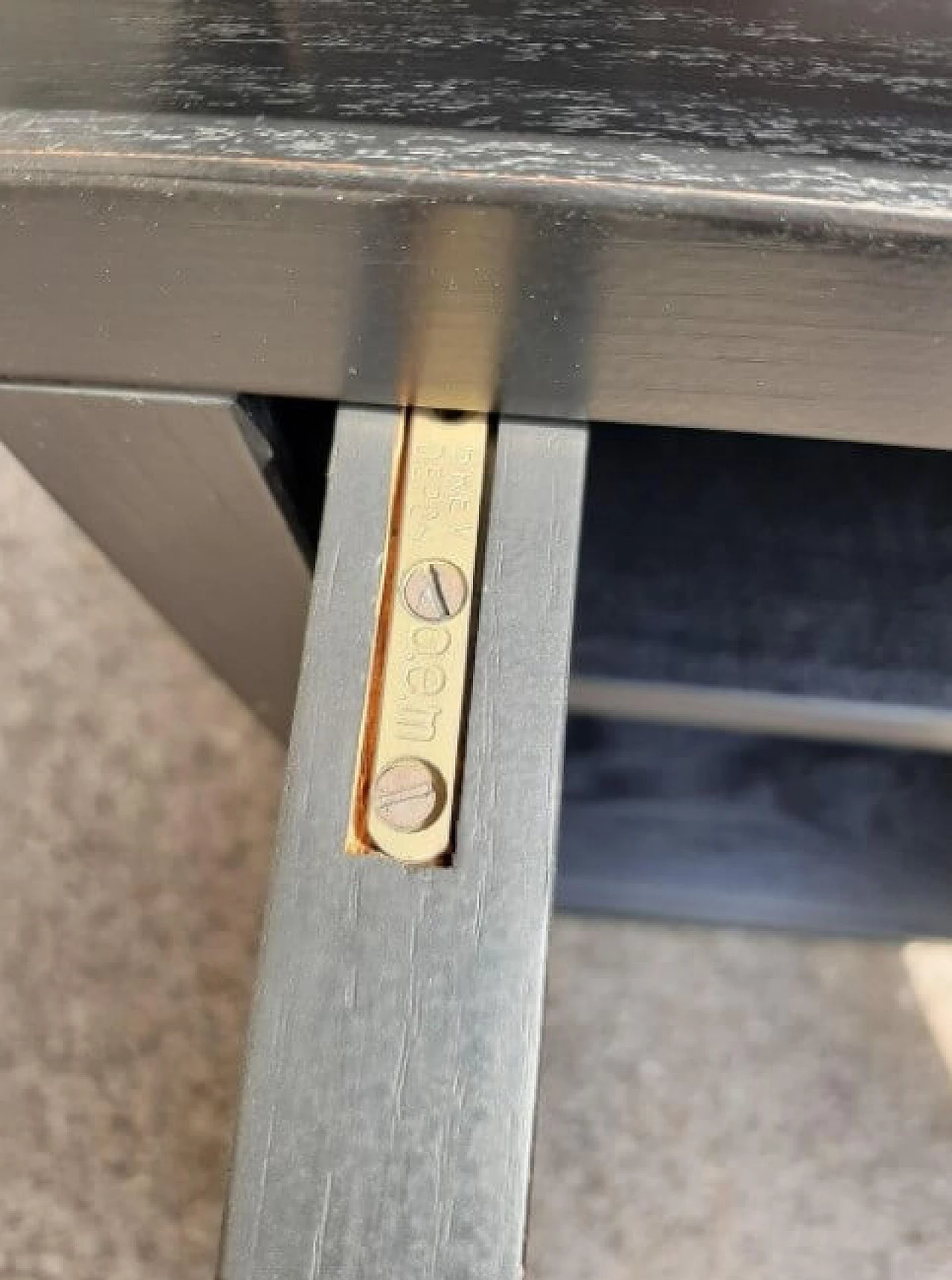 Coppia di cassettiere in legno ebanizzato e alluminio, anni '70 1263019