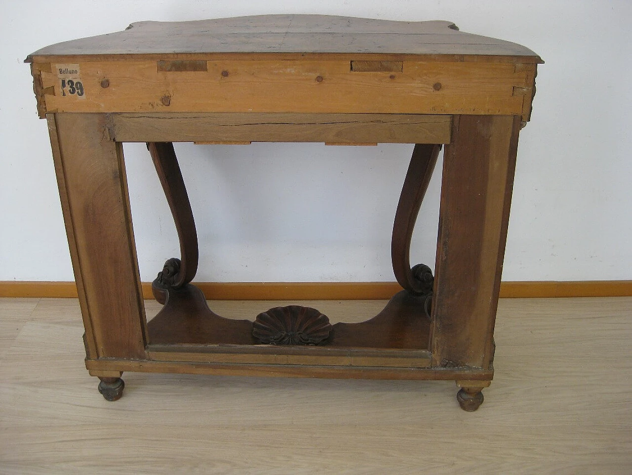 Carved walnut console table, late 19th century 1263448