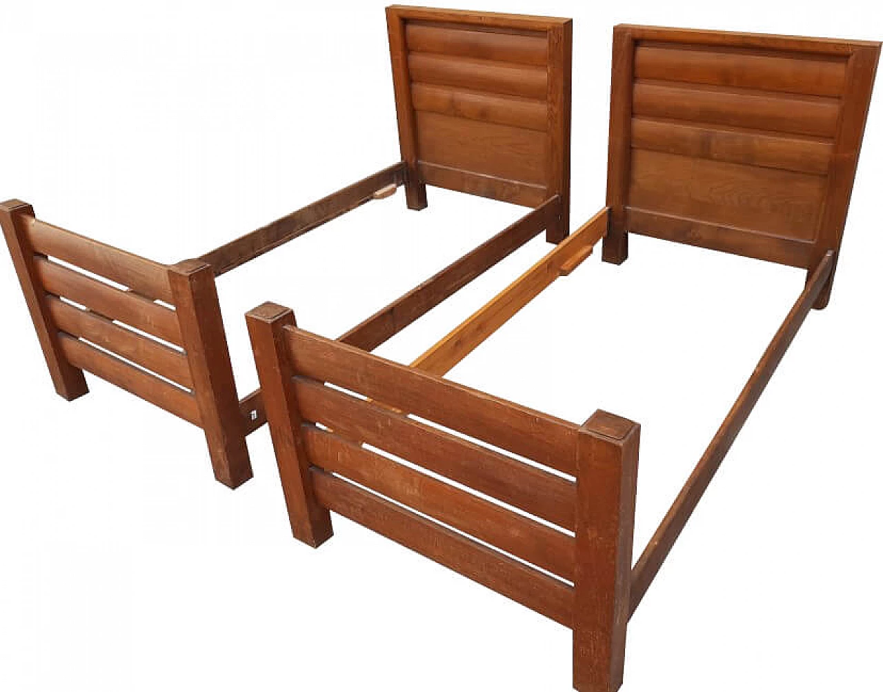 Pair of single beds in oak by Melchiorre Bega, 30s 1263605