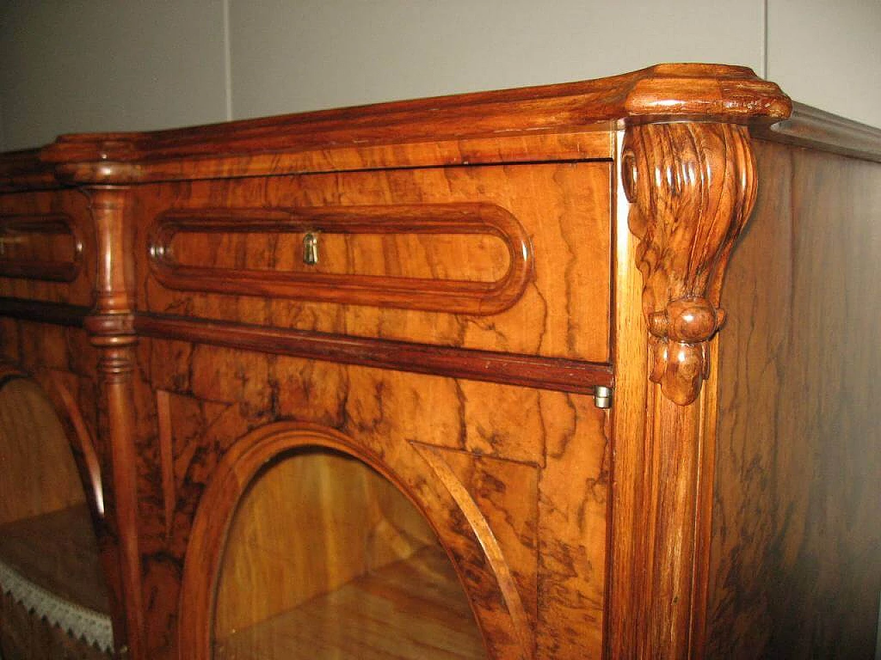 Credenza in radica di noce fiammata, fine '800 1264001