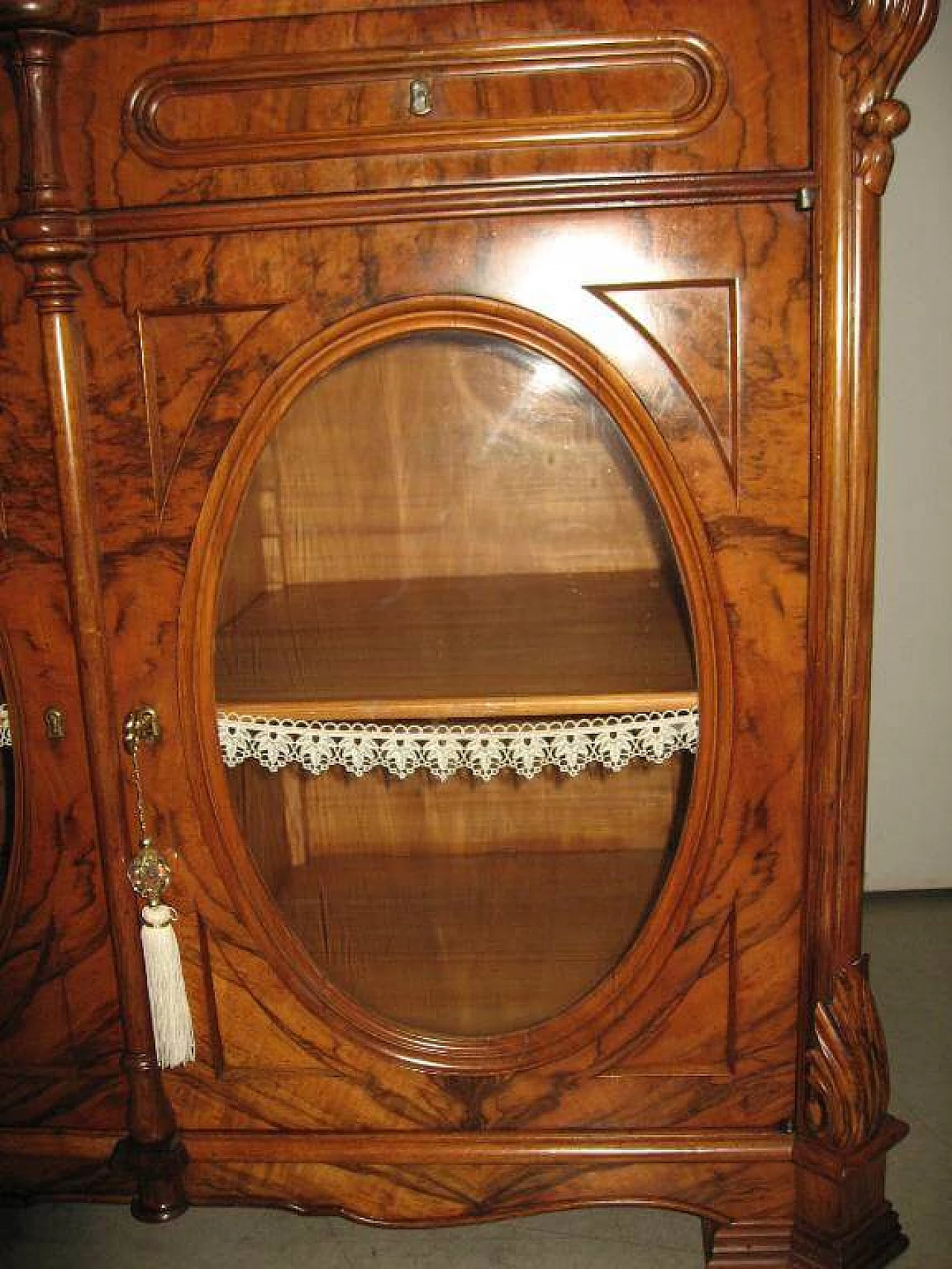 Sideboard in flamed walnut-root, late 19th century 1264002