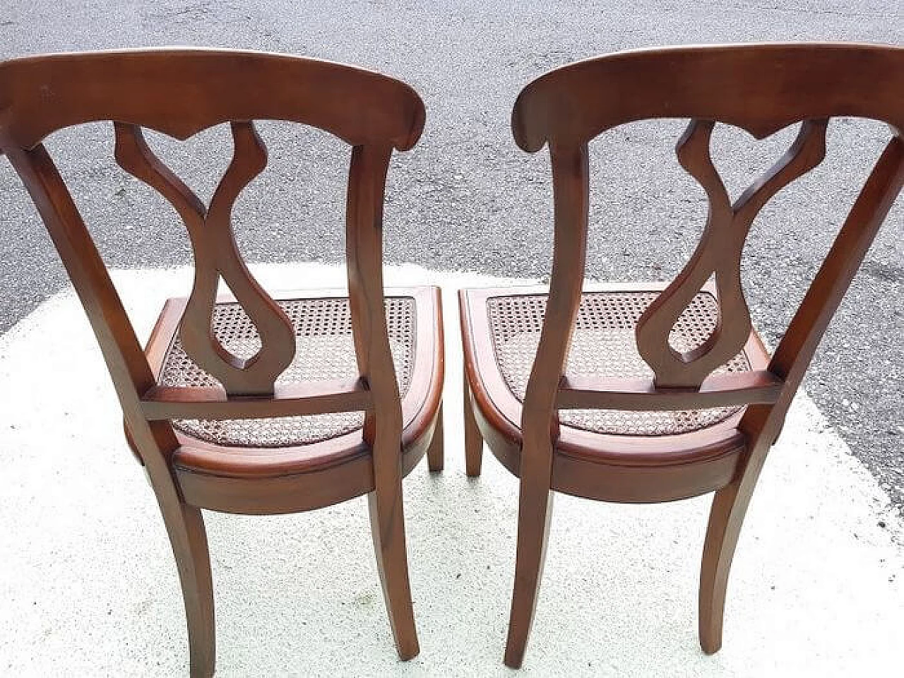 Pair of chairs in cherry wood and Vienna straw, 30s 1264120