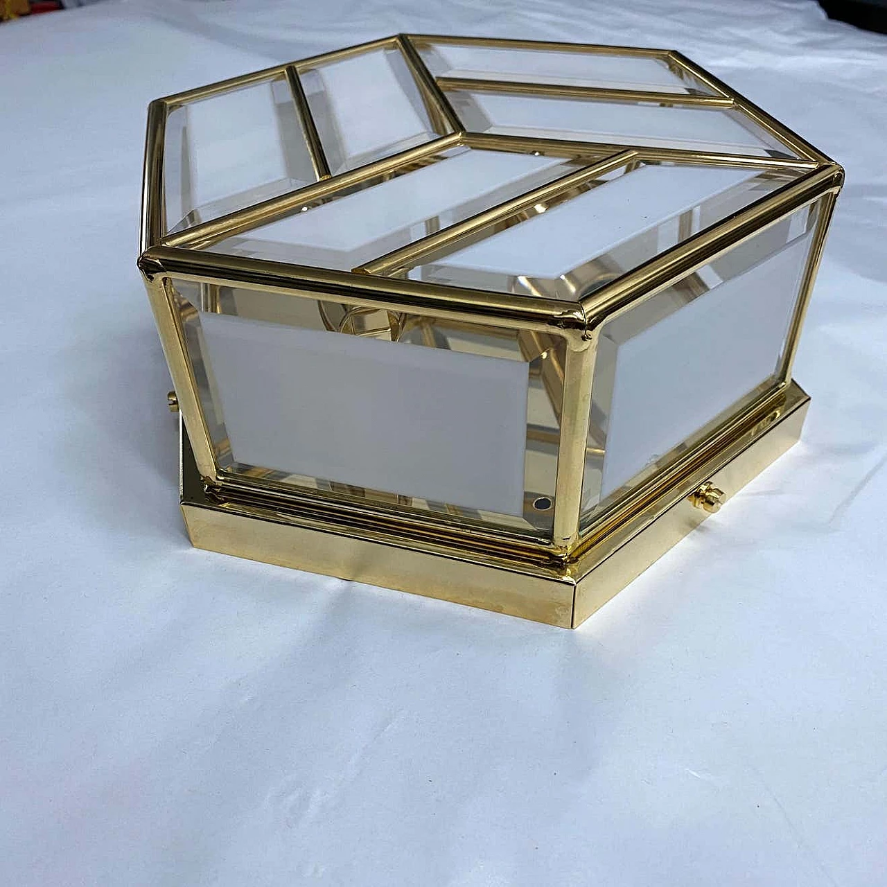 Hexagonal ceiling lamp in brass and glass, 70s 1264489