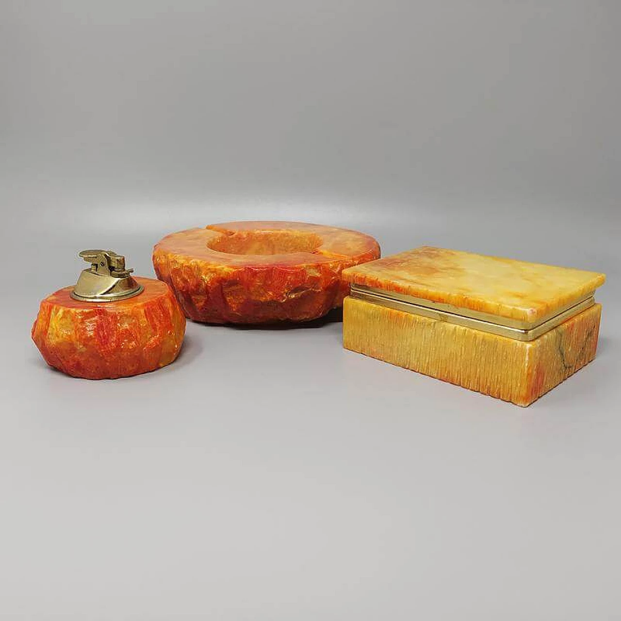 Salmon-coloured alabaster smoking set by Romano Bianchi, 60s 1264907