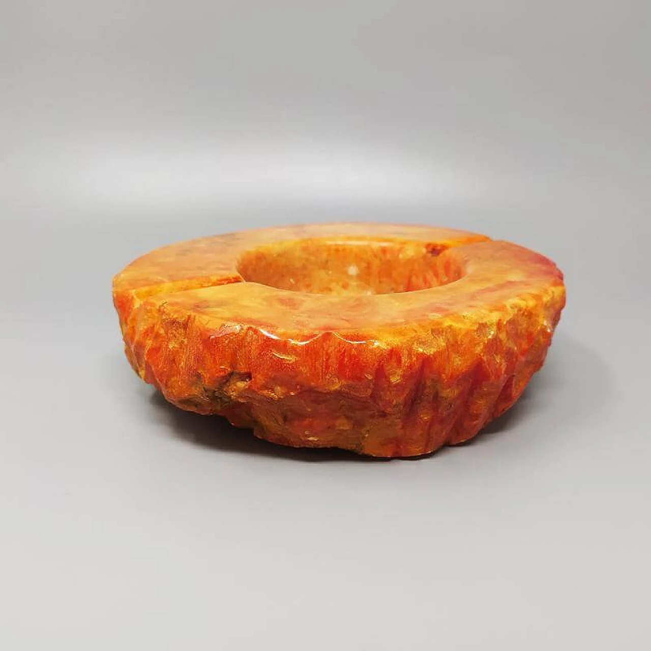 Salmon-coloured alabaster smoking set by Romano Bianchi, 60s 1264916