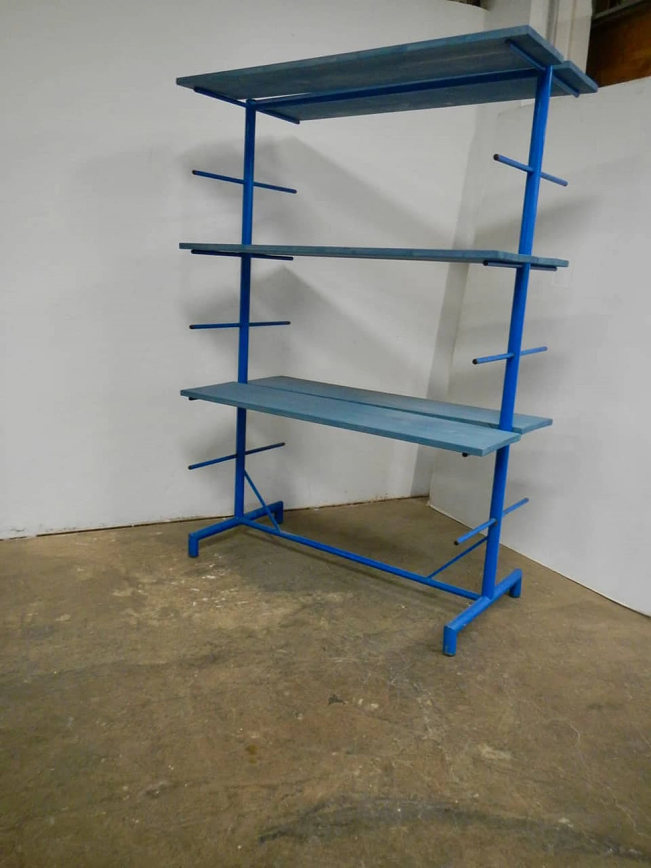 Carrello con piani in abete regolabili, anni '70 1264940