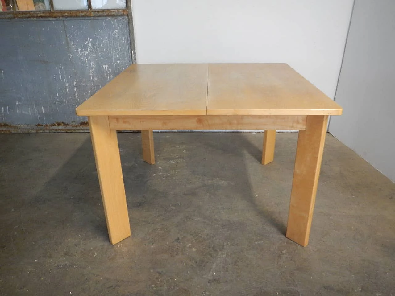 Extendible ash table, 70s 1264945