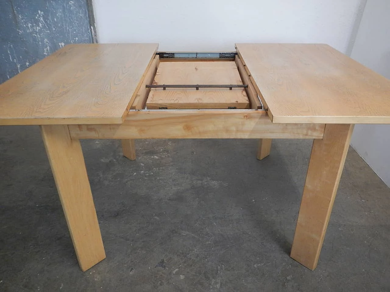 Extendible ash table, 70s 1264947