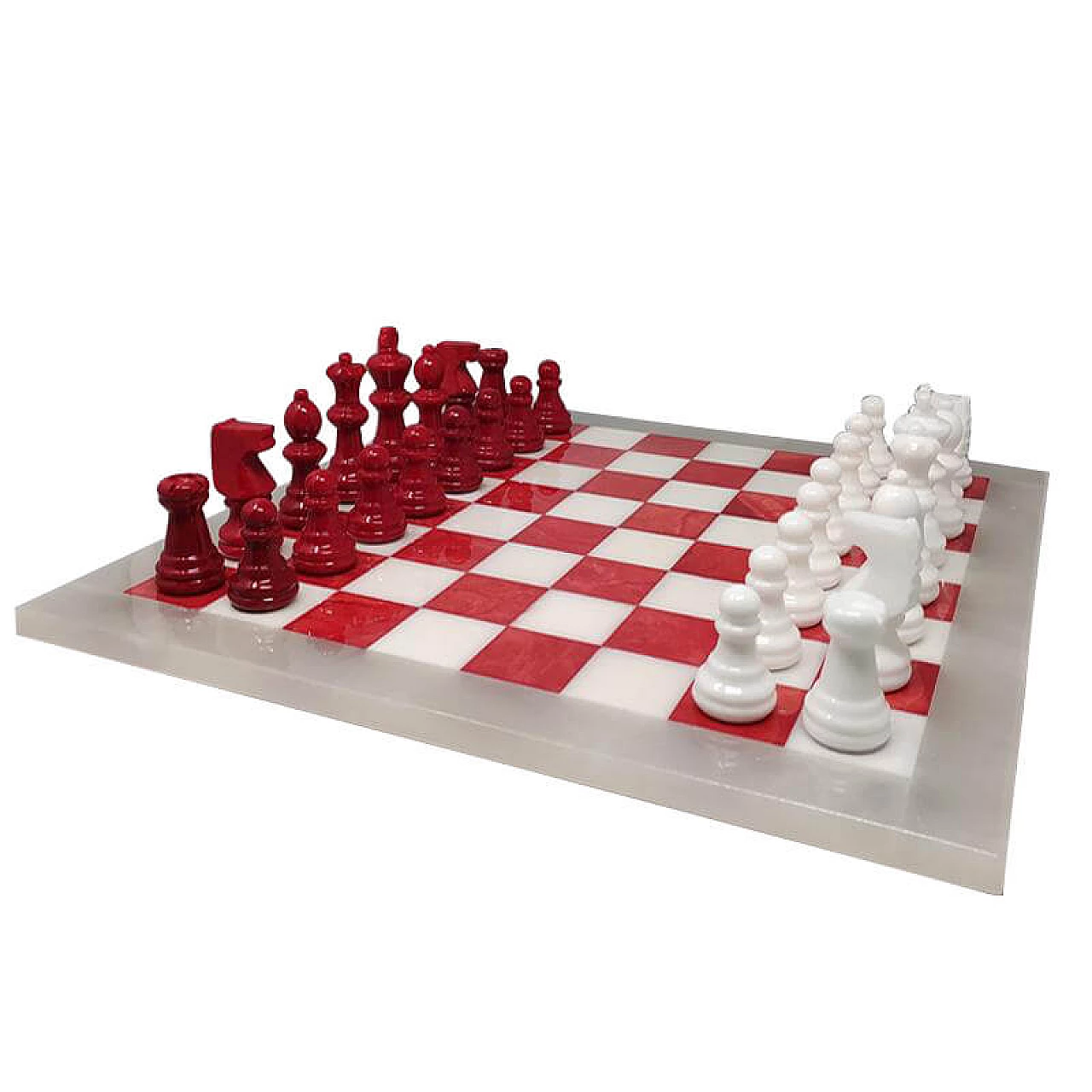 Set di scacchi bianchi e rossi in alabastro di Volterra, anni '70 1266527