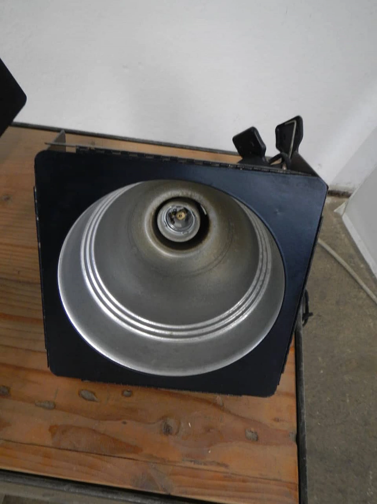 Coppia di luci per studio fotografico, anni '70 1267041