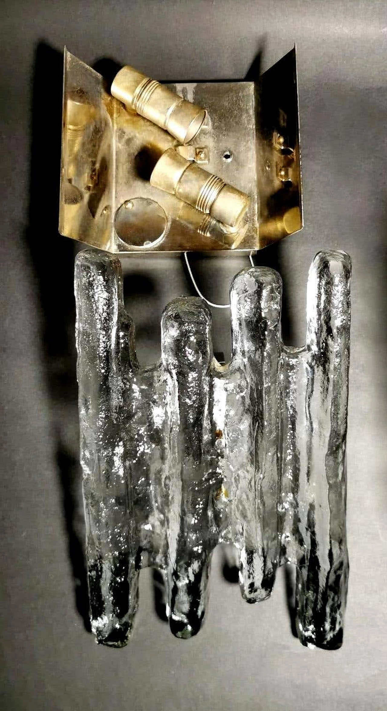 Coppia di appliques in vetro effetto ghiaccio di Murano e metallo di J.T. Kalmar per Kalmar, anni '60 1267537