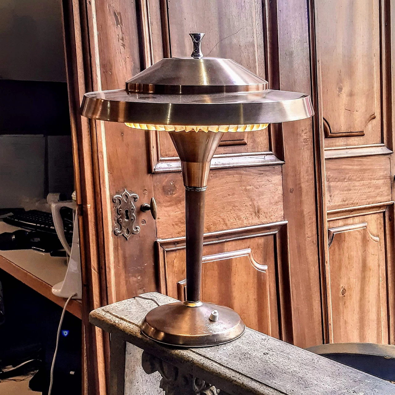 Ministerial table lamp in metal, 40s 1267585