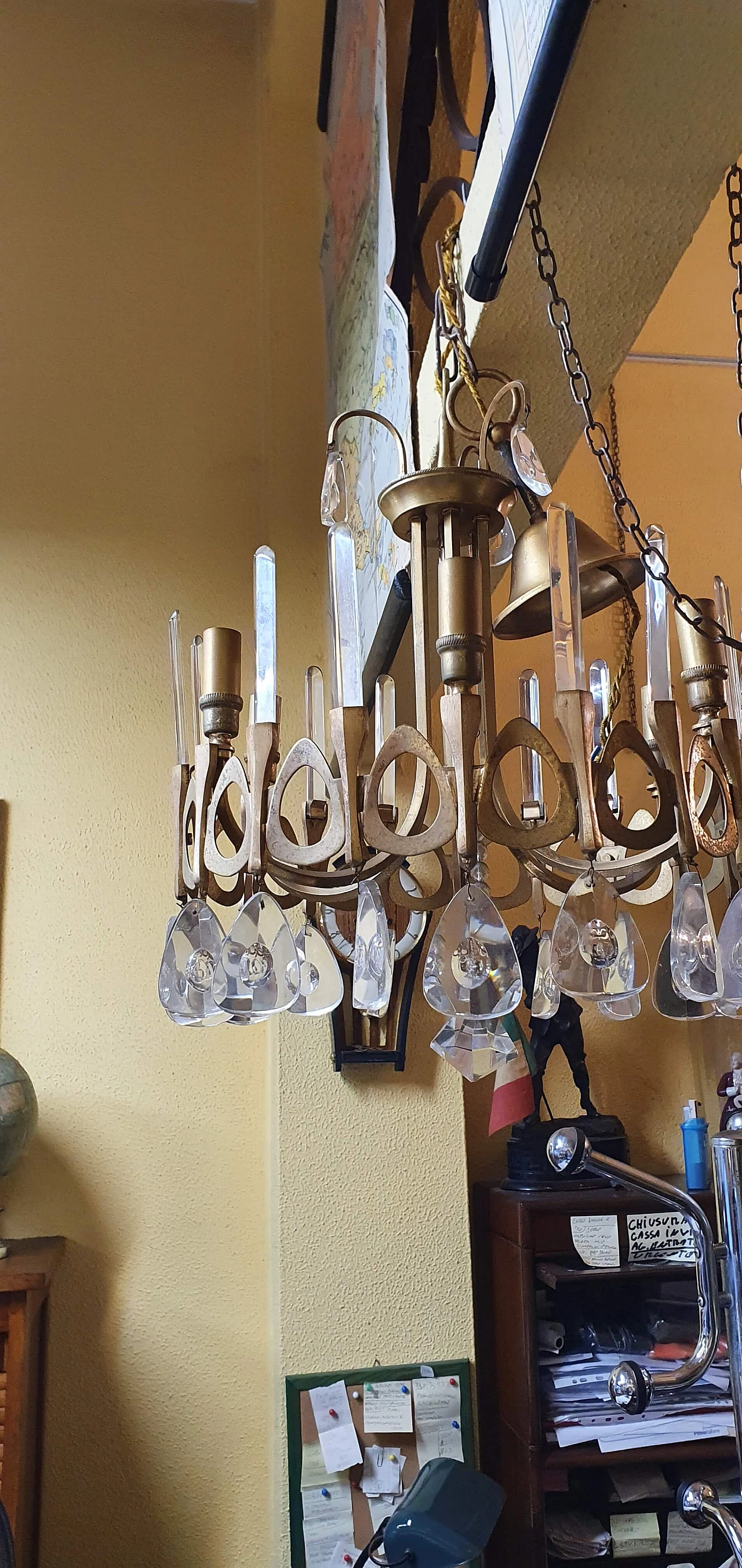 Lampadario in ottone e vetro di Sciolari, anni '70 1268236