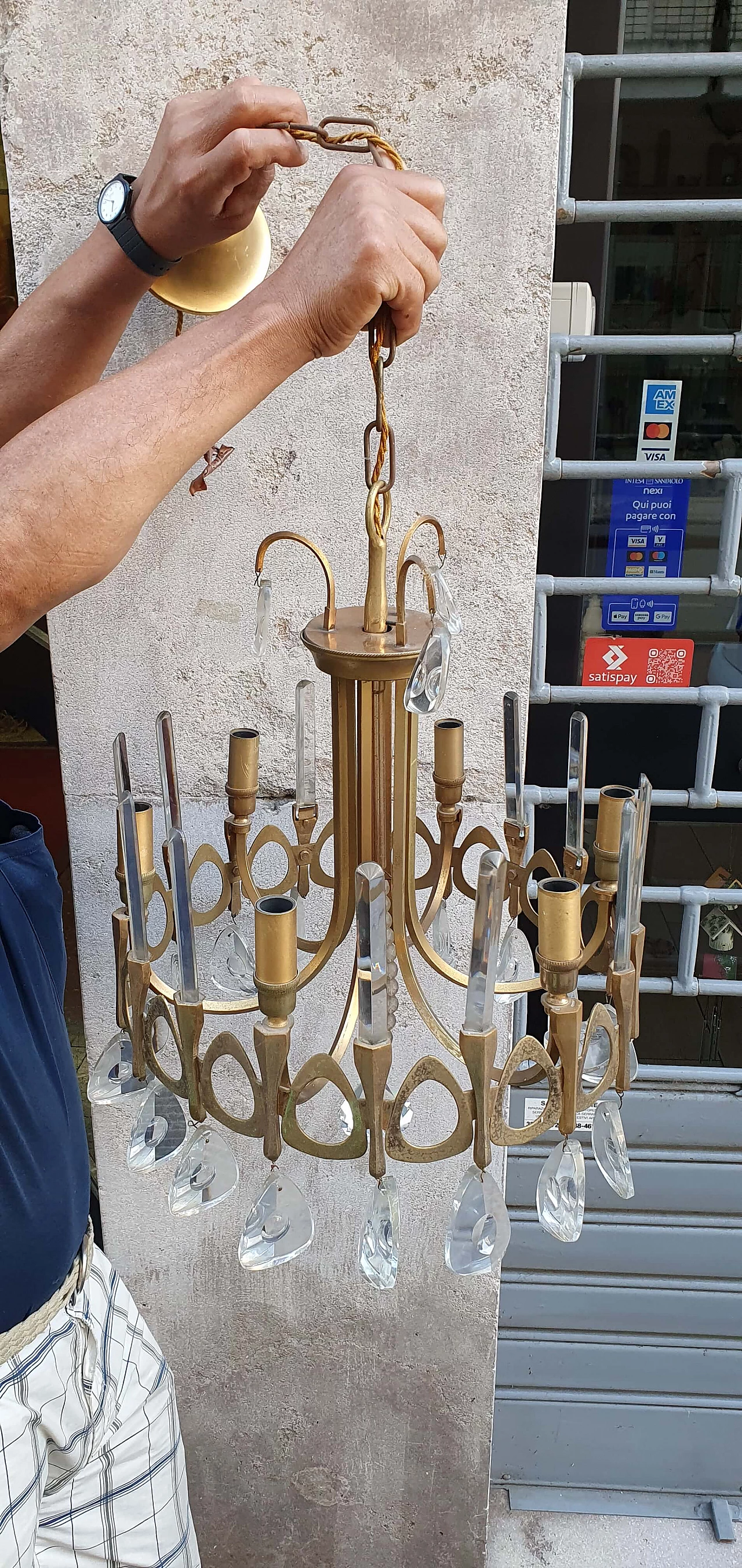 Lampadario in ottone e vetro di Sciolari, anni '70 1268246