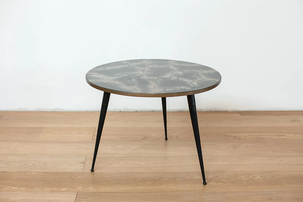 Tripod coffee table with round imitation marble top, 50s 1269116