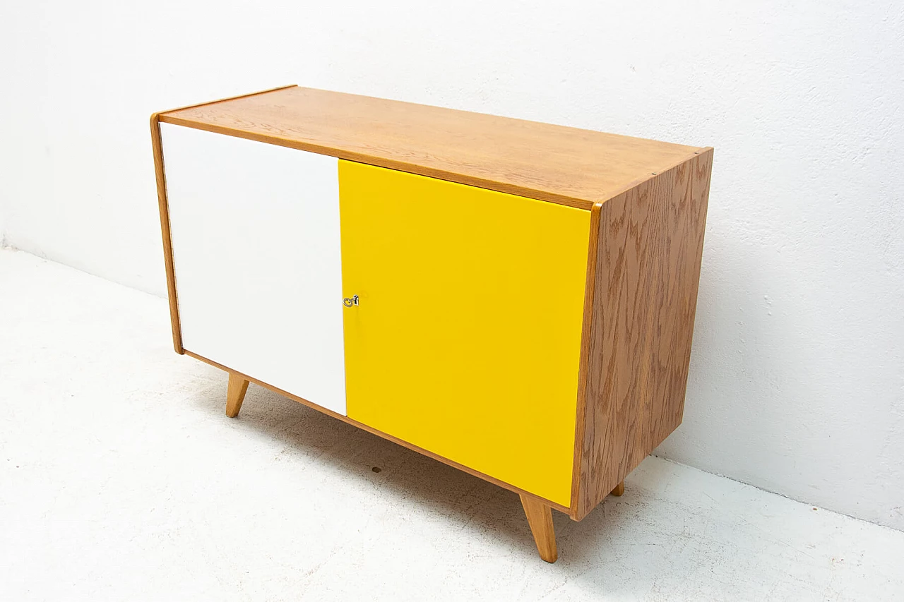 Credenza U-450 di Jiří Jiroutek, Cecoslovacchia, anni '60 1269523