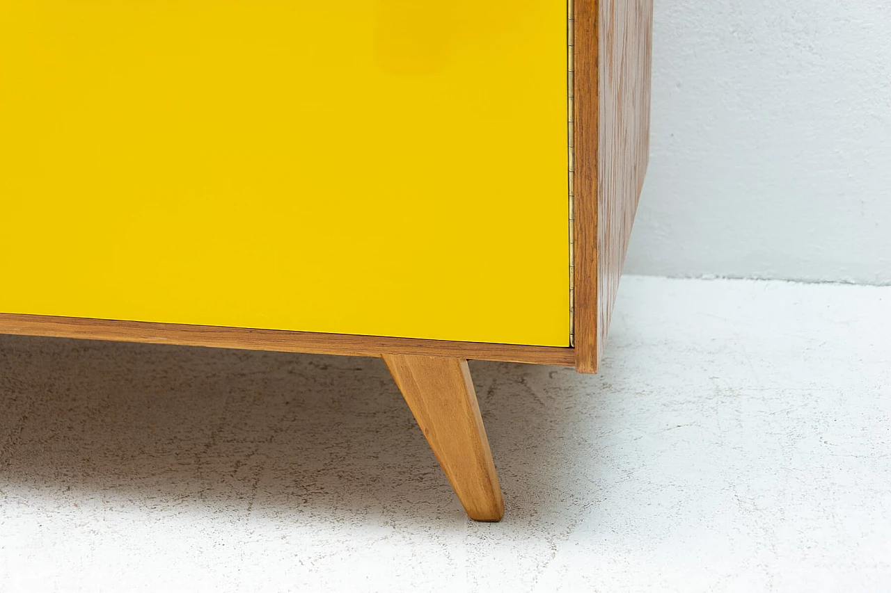 Credenza U-450 di Jiří Jiroutek, Cecoslovacchia, anni '60 1269533