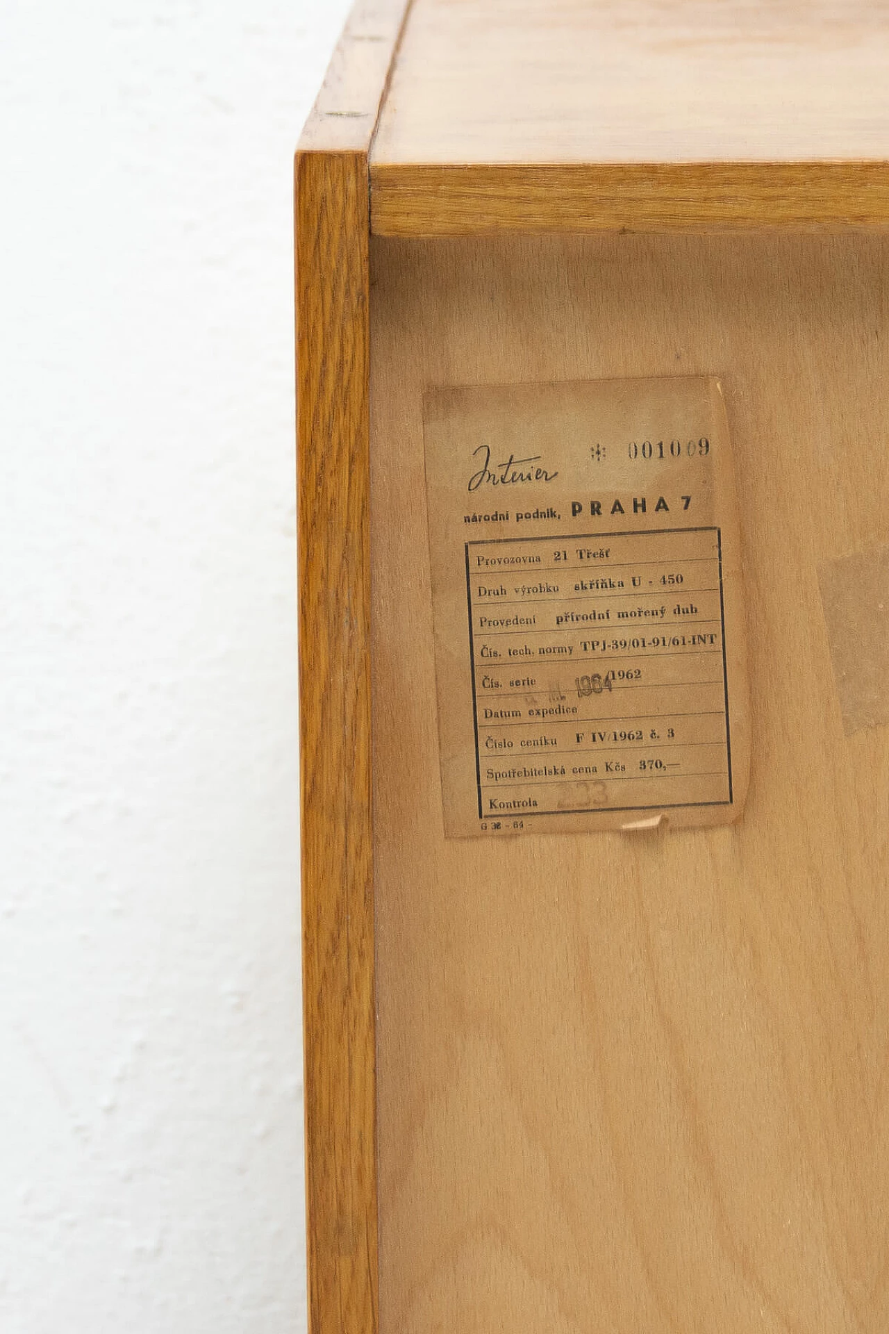 Credenza U-450 di Jiří Jiroutek, Cecoslovacchia, anni '60 1269538