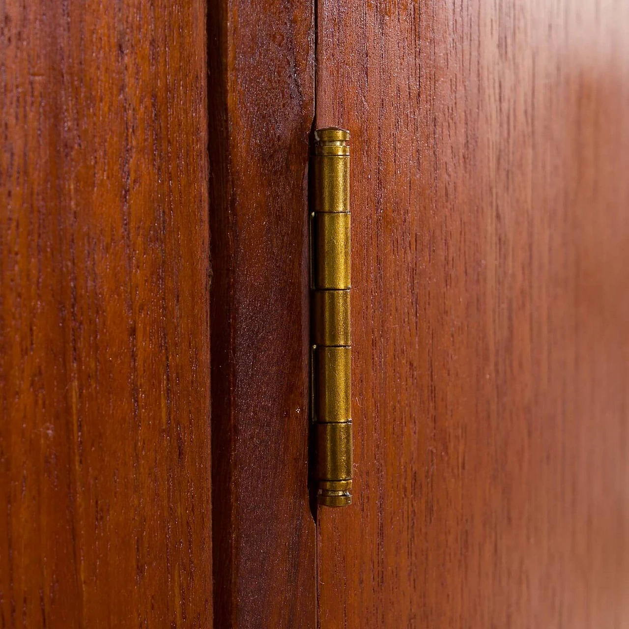 Scrivania direzionale indipendente a forma di proiettile in teak di H.P. Hansen per Randers Møbelfabrik, anni '60 1270117