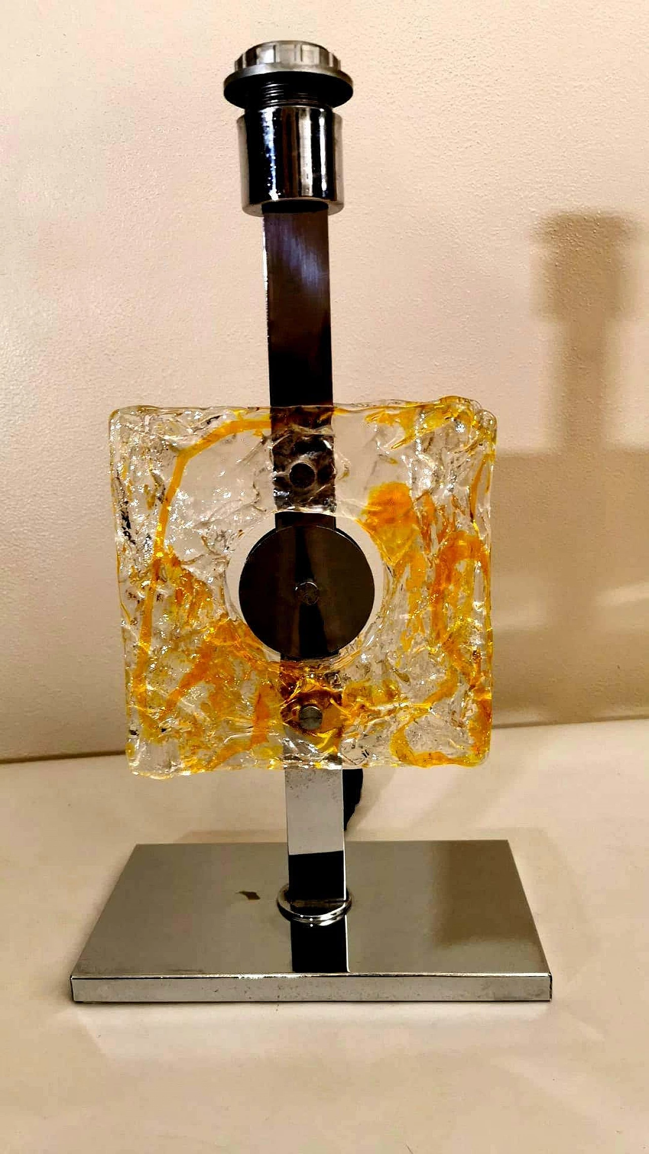 Lampada da tavolo in metallo nichelato e vetro di Murano di Mazzega, anni '60 1271917