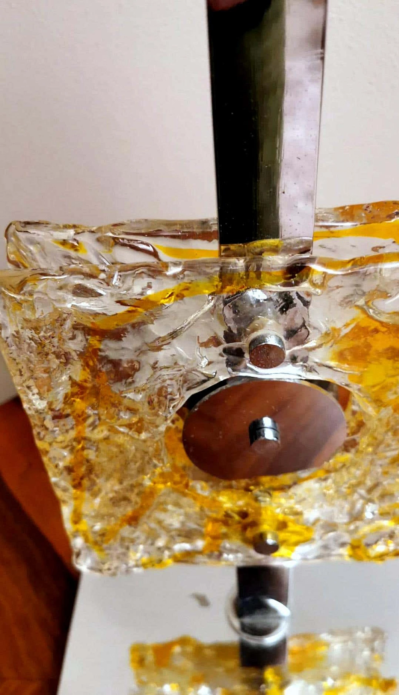 Lampada da tavolo in metallo nichelato e vetro di Murano di Mazzega, anni '60 1271922