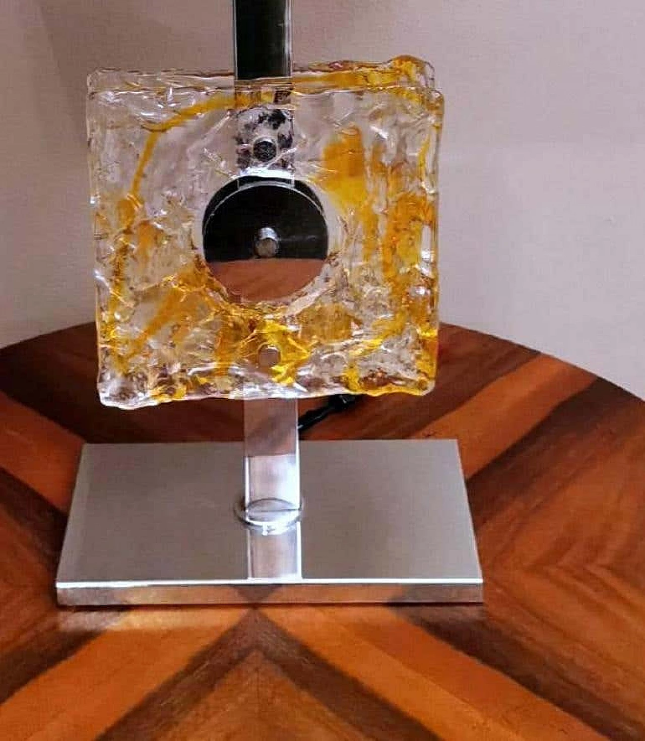 Lampada da tavolo in metallo nichelato e vetro di Murano di Mazzega, anni '60 1271923