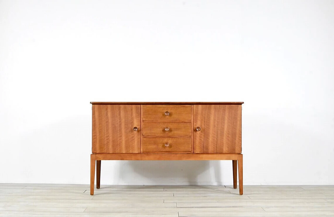 Sideboard in walnut by Gordon Russell for Heal's, 60s 1272368