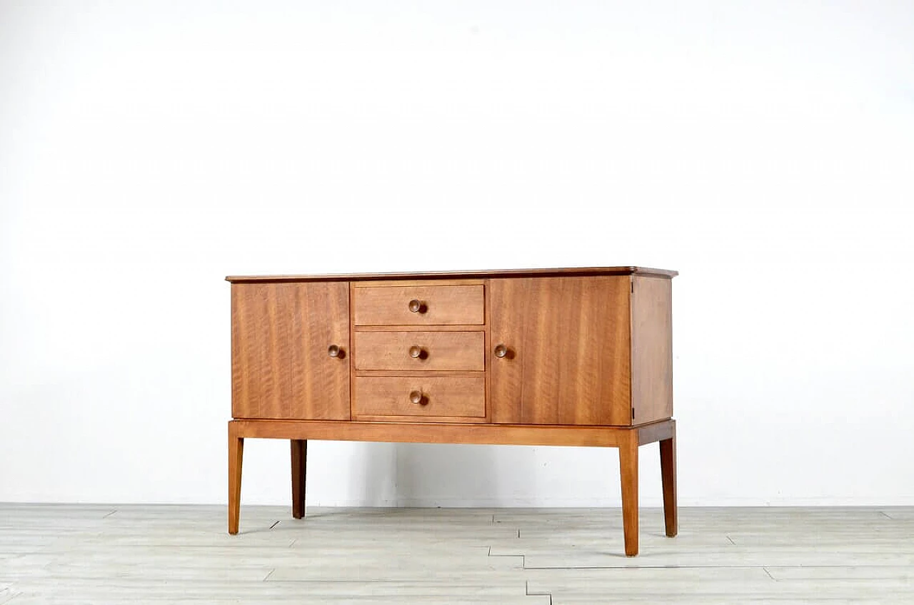 Sideboard in walnut by Gordon Russell for Heal's, 60s 1272372