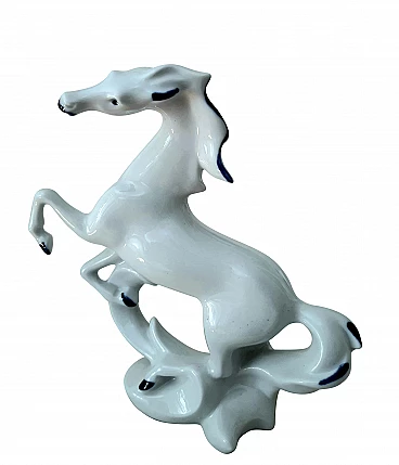 Sculpture of a horse in Capodimonte porcelain by Richard Ginori, 50s