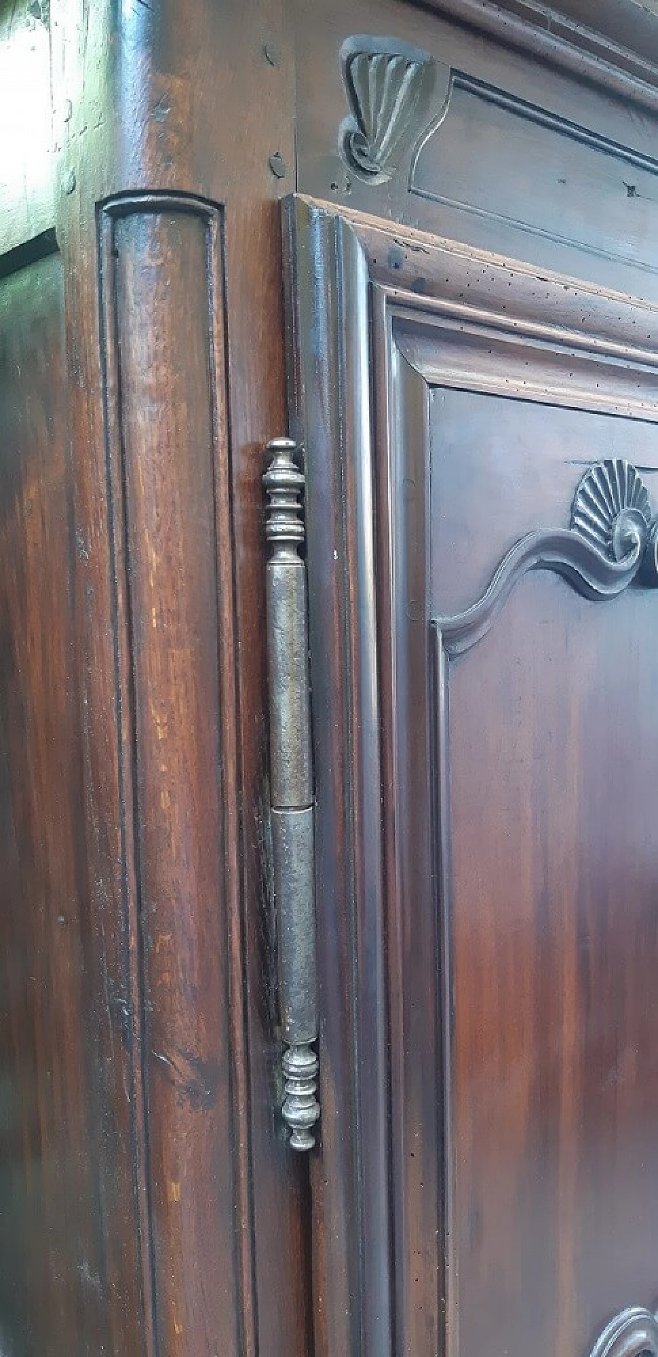 Provençal walnut wardrobe, 18th century 1274858