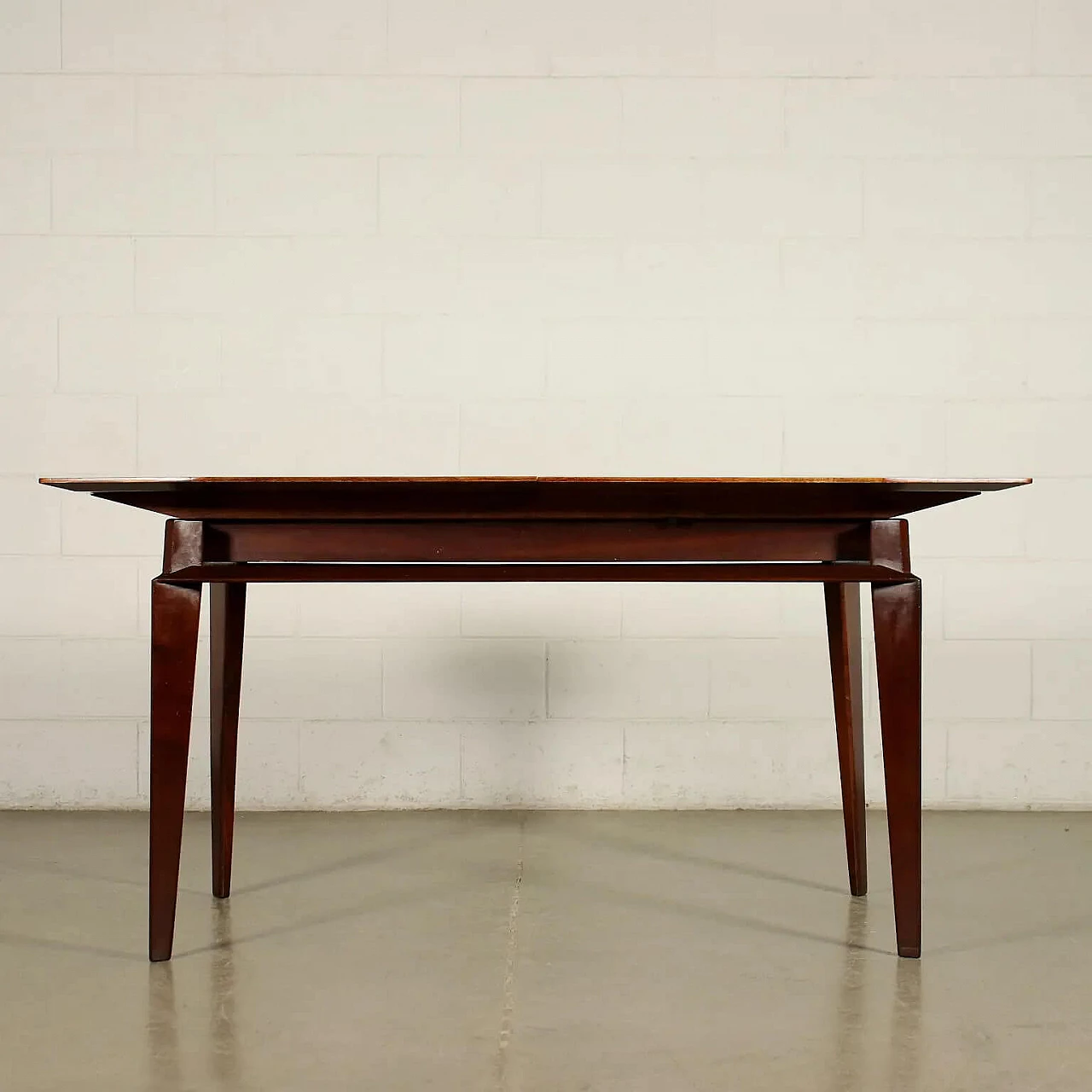 Extending table in beech and rosewood by Edmondo Palutari for Dassi, 60s 1275160